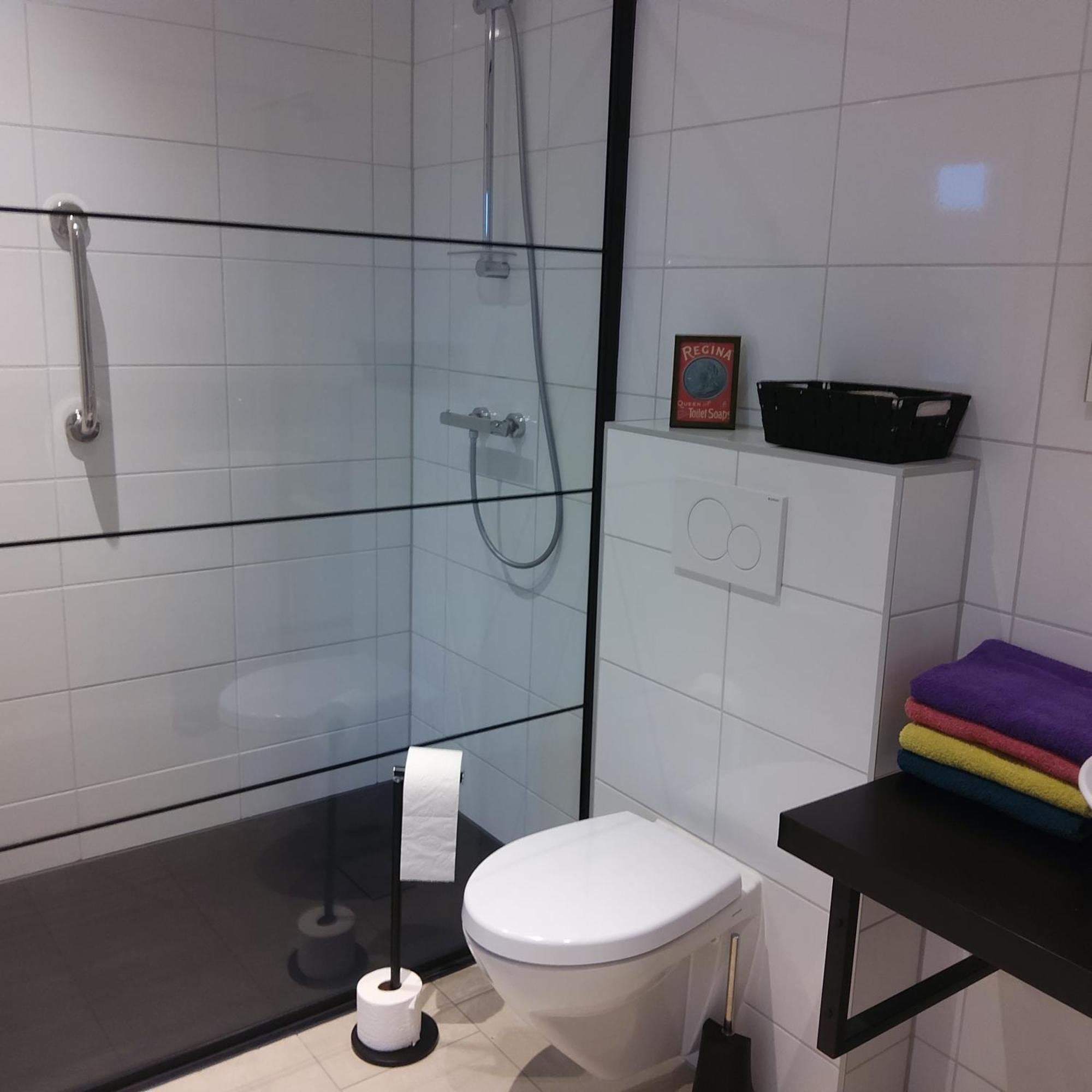 Bed & Breakfast Appartement 'T Haventje Ezinge Экстерьер фото